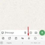 Biểu tượng dịch thuật tích hợp trên bàn phím Microsoft SwiftKey.