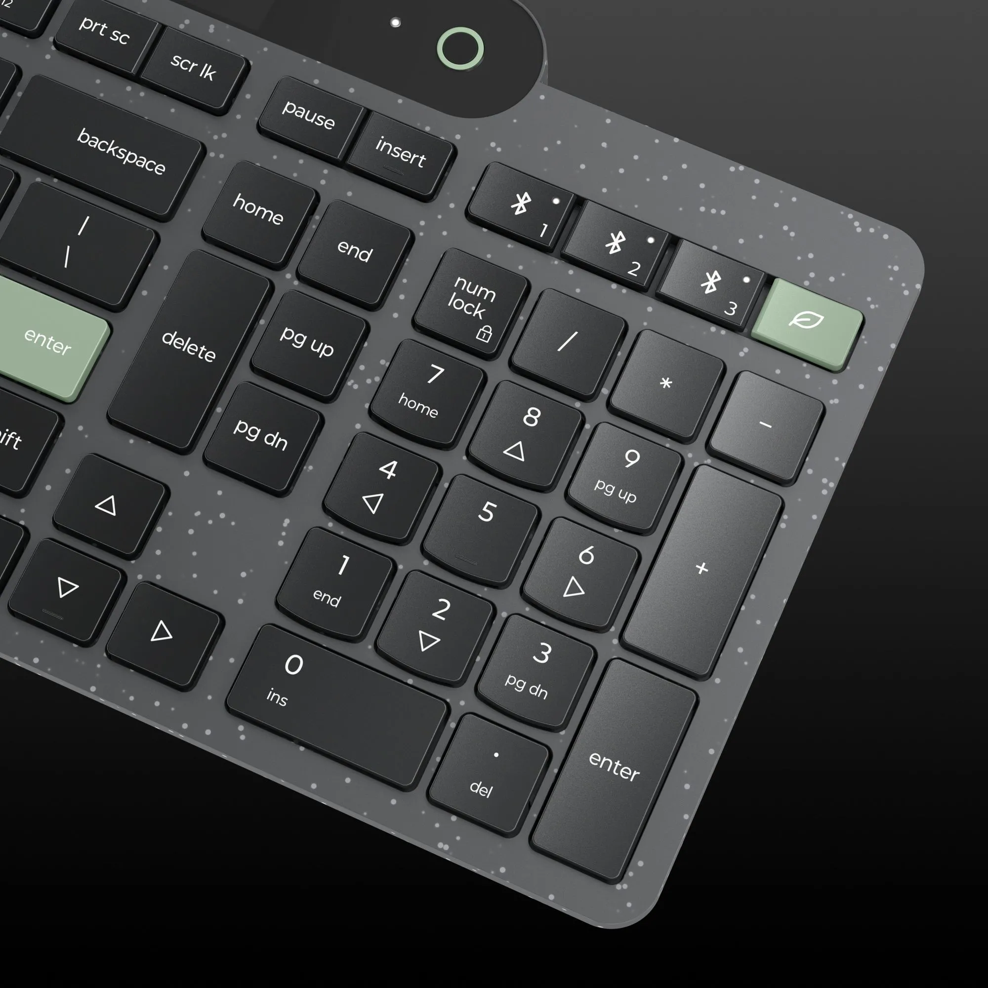 Cận cảnh bàn phím số (numpad) của bàn phím Lenovo 800 với các phím chức năng đặc biệt