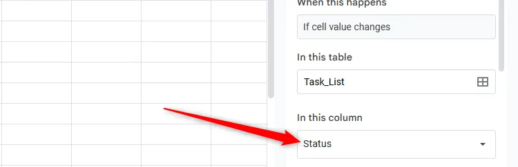 Cột &quot;Status&quot; được chọn trong trường &quot;In This Column&quot; của bảng điều khiển thông báo có điều kiện Google Sheets.
