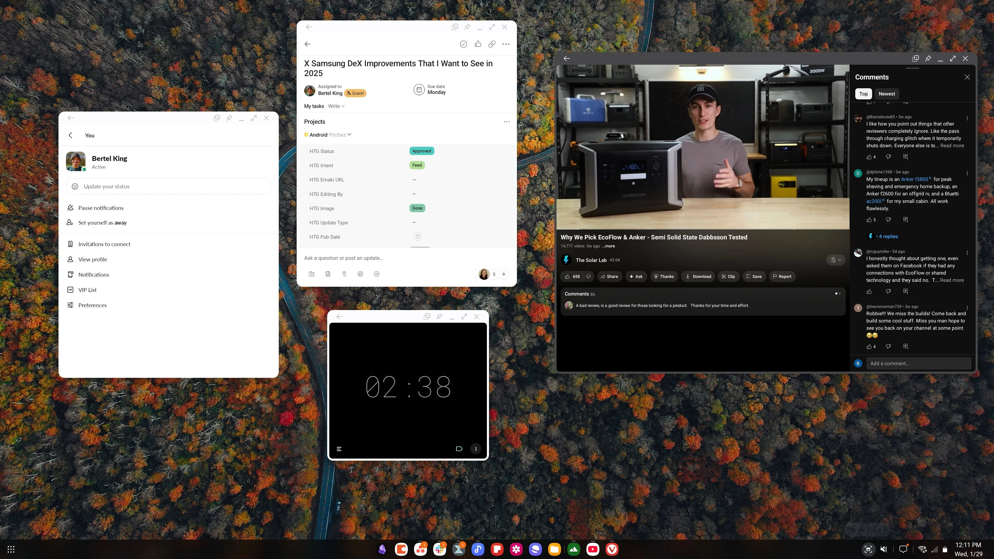 Giao diện desktop Samsung DeX độ phân giải 4K với nhiều ứng dụng đang chạy, minh họa khả năng đa nhiệm.