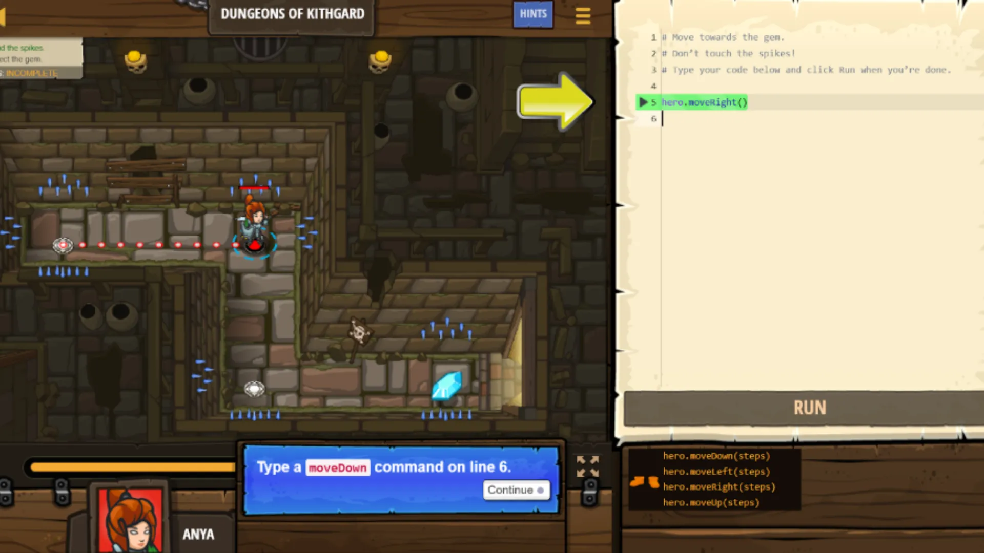 Giao diện trò chơi CodeCombat với các dòng lệnh Python hiển thị trên màn hình, giúp người học điều khiển nhân vật trong môi trường dungeon.