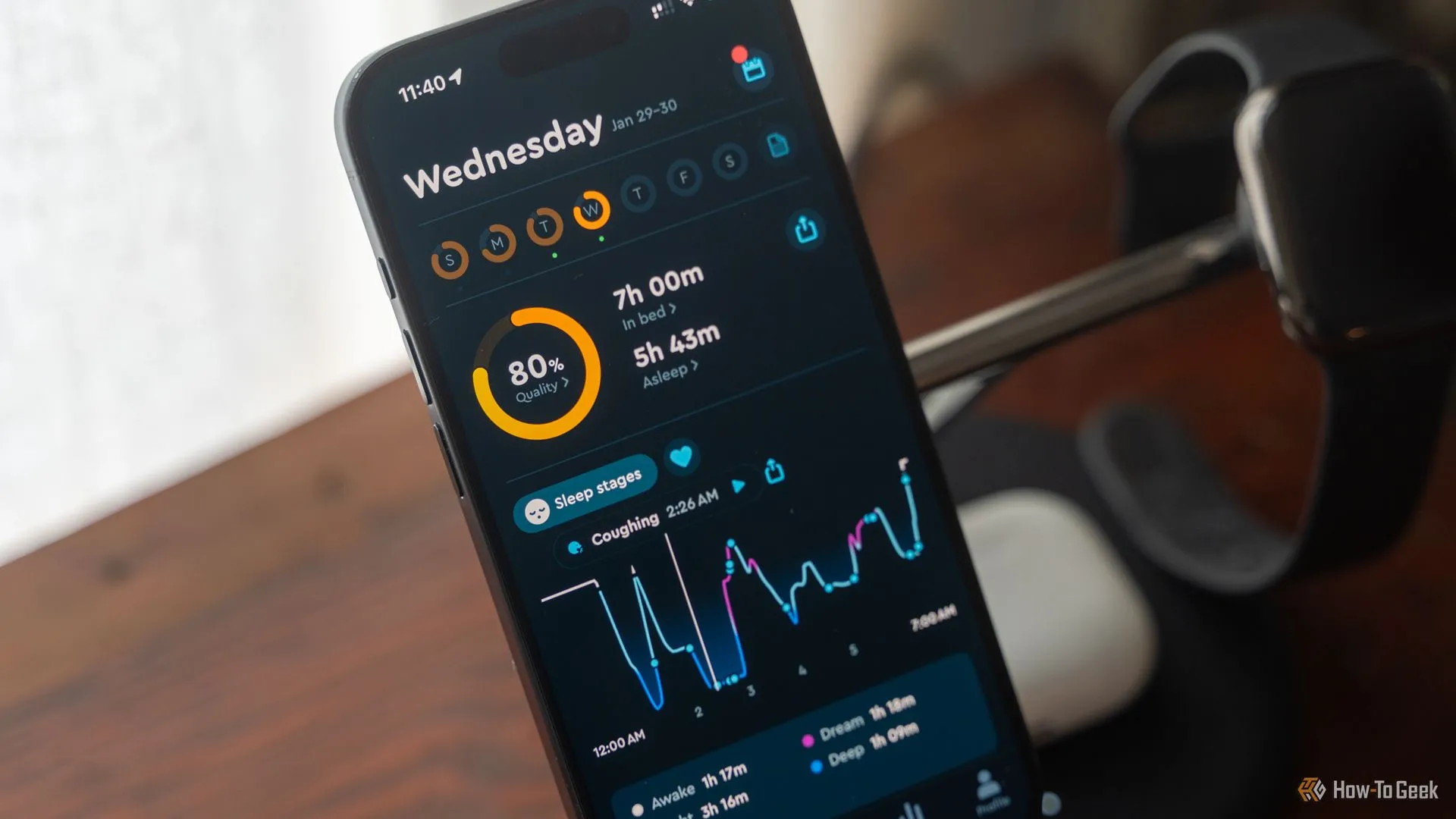Giao diện ứng dụng Sleep Cycle hiển thị tổng quan dữ liệu giấc ngủ của một đêm đã qua.