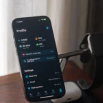 Màn hình ứng dụng Sleep Cycle hiển thị hồ sơ người dùng với gần 2400 đêm ngủ được theo dõi.