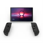 Máy chơi game cầm tay Lenovo Legion Go với màn hình lớn và tay cầm rời