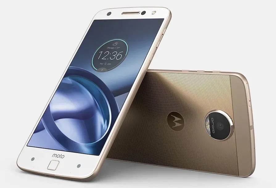 Motorola Moto Z, một trong những điện thoại mỏng nhất năm 2016