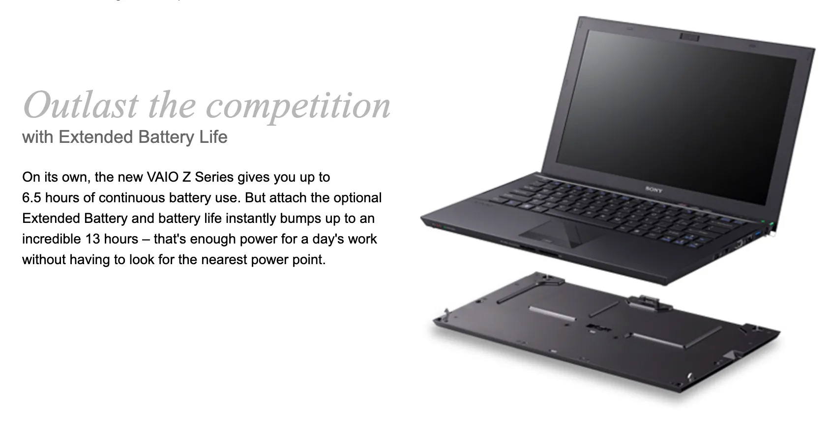 Phụ kiện dock pin mở rộng của Sony VAIO Z màu đen gắn vào mặt dưới của laptop