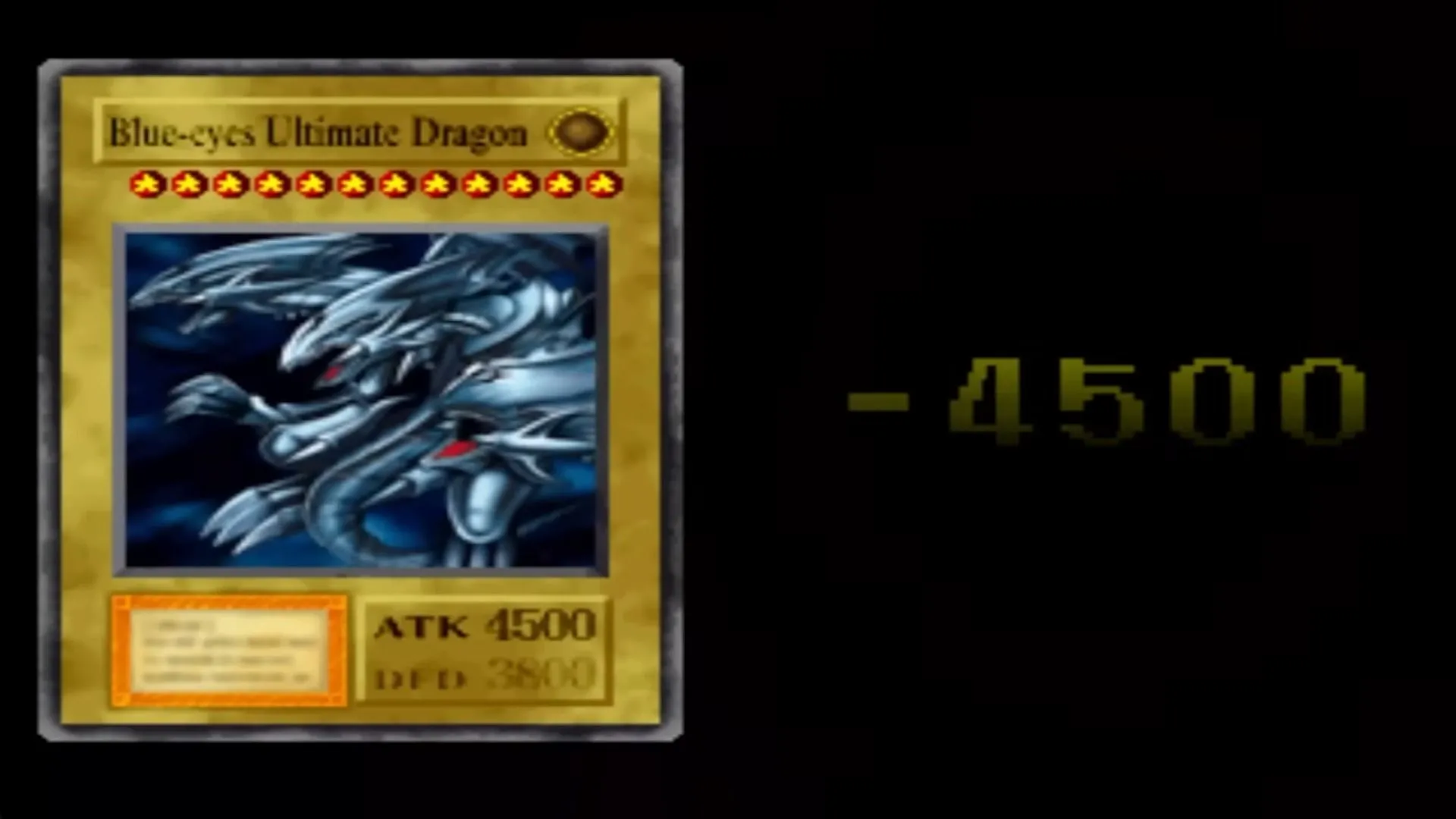 Rồng Trắng Mắt Xanh Tối Thượng (Blue-Eyes Ultimate Dragon) tấn công trực diện người chơi, biểu tượng cho độ khó tàn bạo của chặng cuối Yu-Gi-Oh! Forbidden Memories.