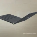 Sony VAIO PCG-X505 Extreme màu bạc nhìn từ bên cạnh, thể hiện thiết kế siêu mỏng của laptop