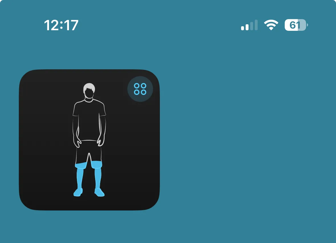 Widget Waterminder trên iPhone hiển thị biểu tượng người và mức nước đã nạp, giúp theo dõi hydrat hóa